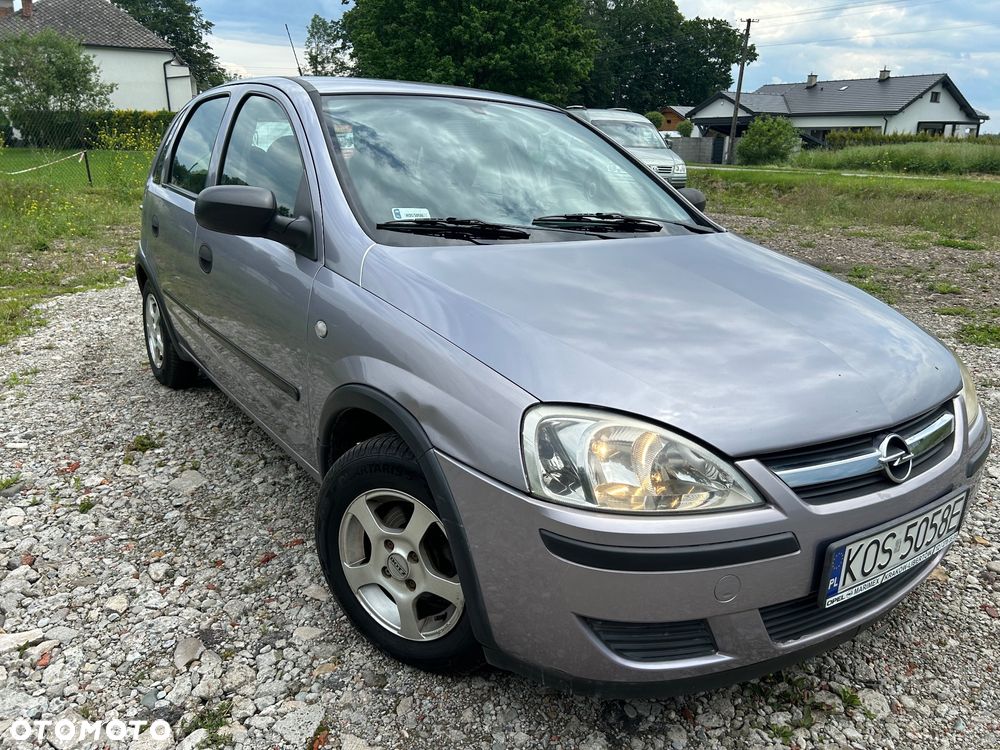 Opel Corsa 1.2 16V Silverline - 2