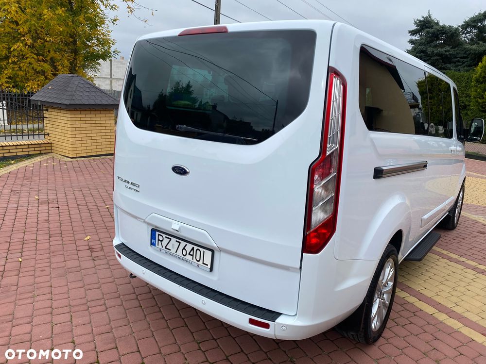 Ford Tourneo Custom 2016 photo 5