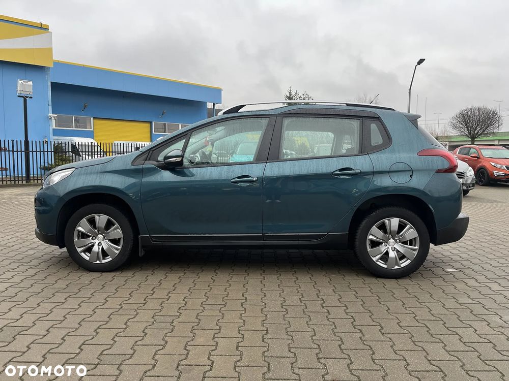 Peugeot 2008 1.2 Pure Tech Active S&S - 9