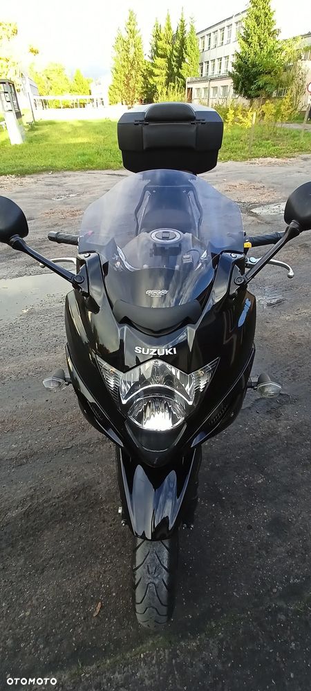 Suzuki GSX - 2