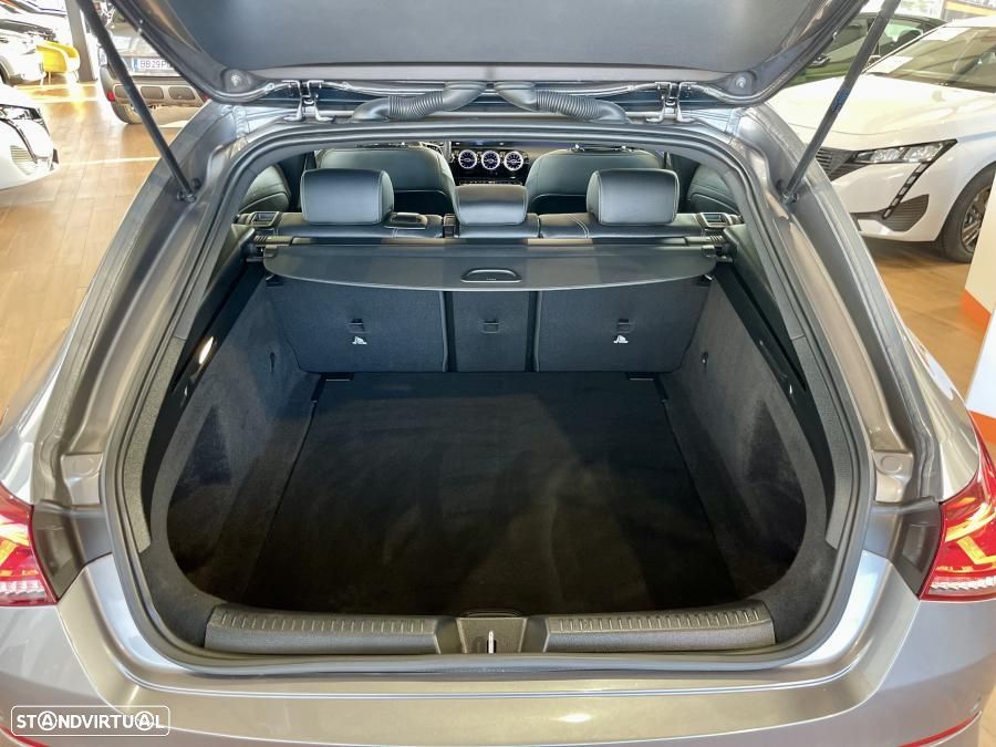 Mercedes-Benz CLA 180 7G-DCT Edition Progressive Line - 37