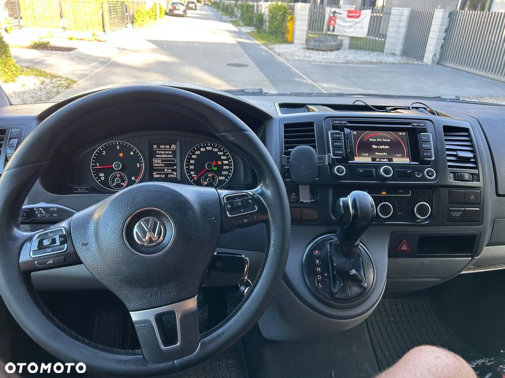 Volkswagen Transporter - 8