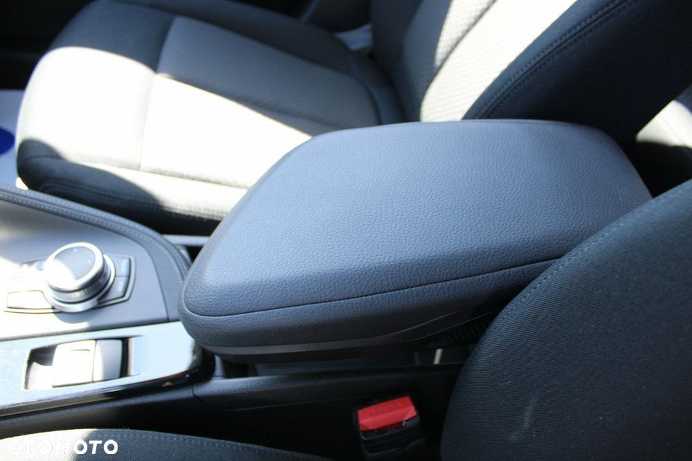 BMW X2 sDrive18i Advantage - 31