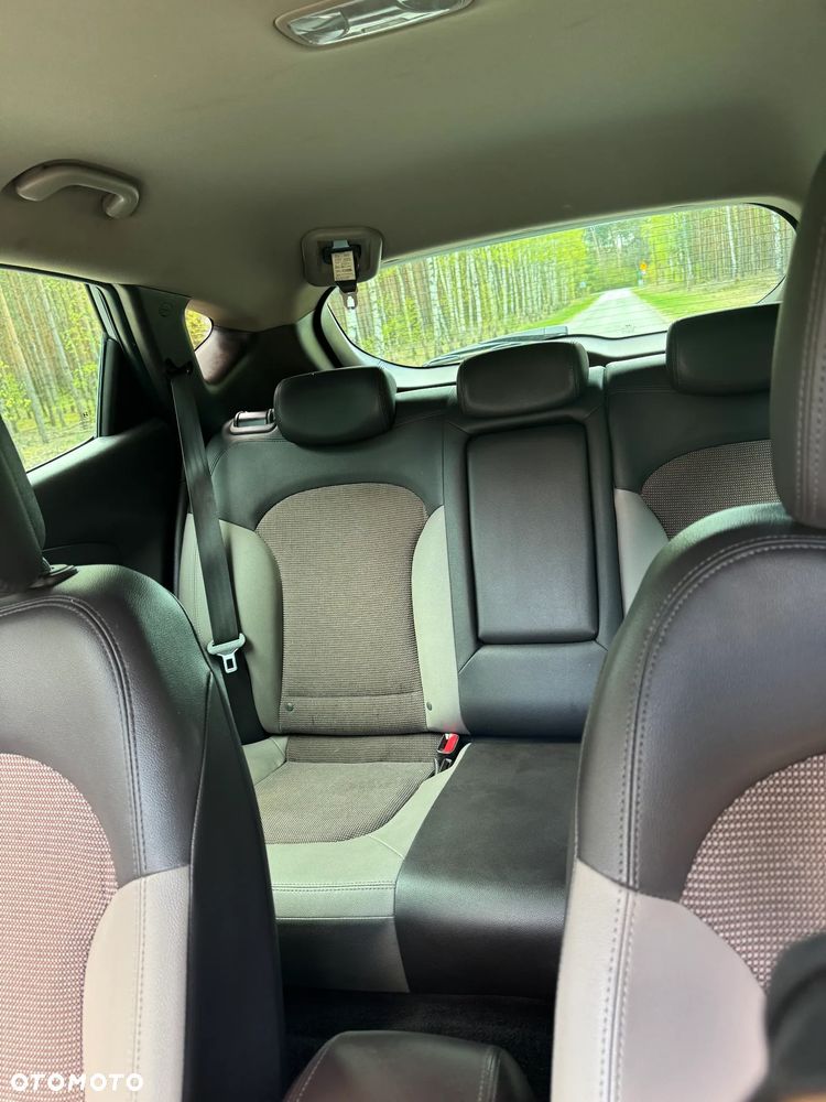 Hyundai ix35 1.6 GDI Comfort 2WD - 15