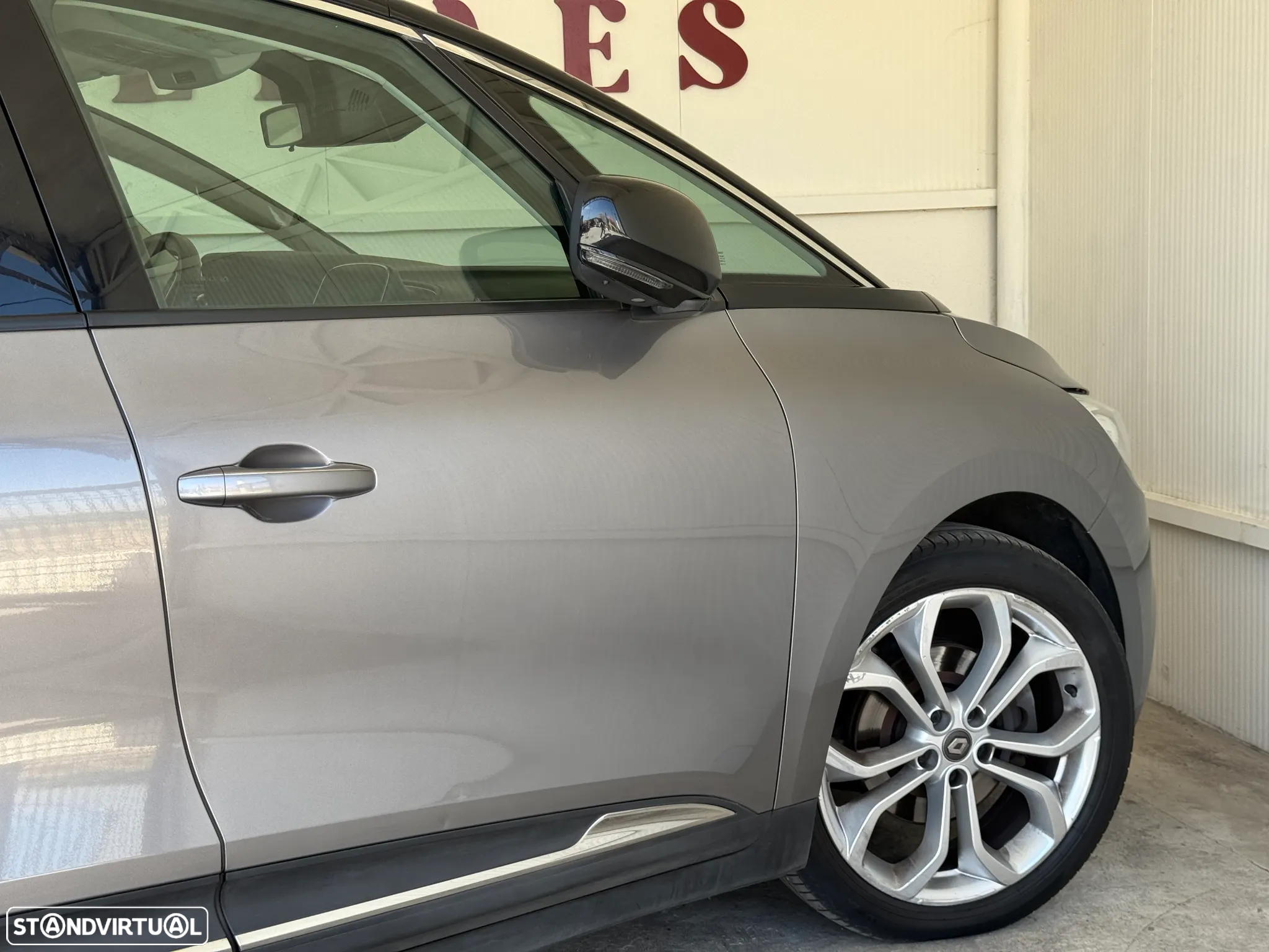 Renault Grand Scénic ENERGY dCi 110 EDC INTENS - 15