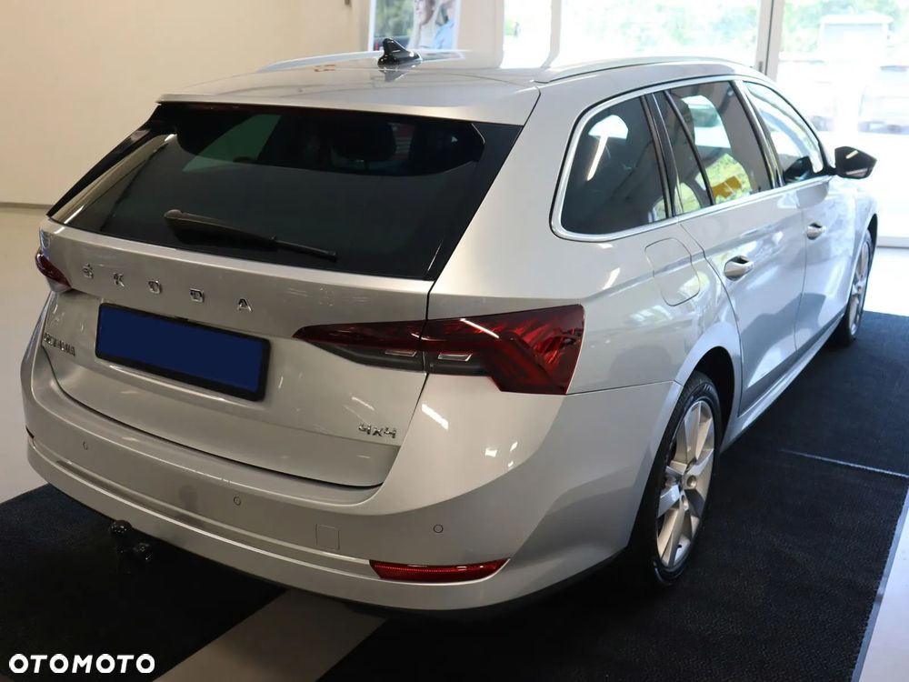 Skoda Octavia 2.0 TDI DSG 4x4 Style - 7