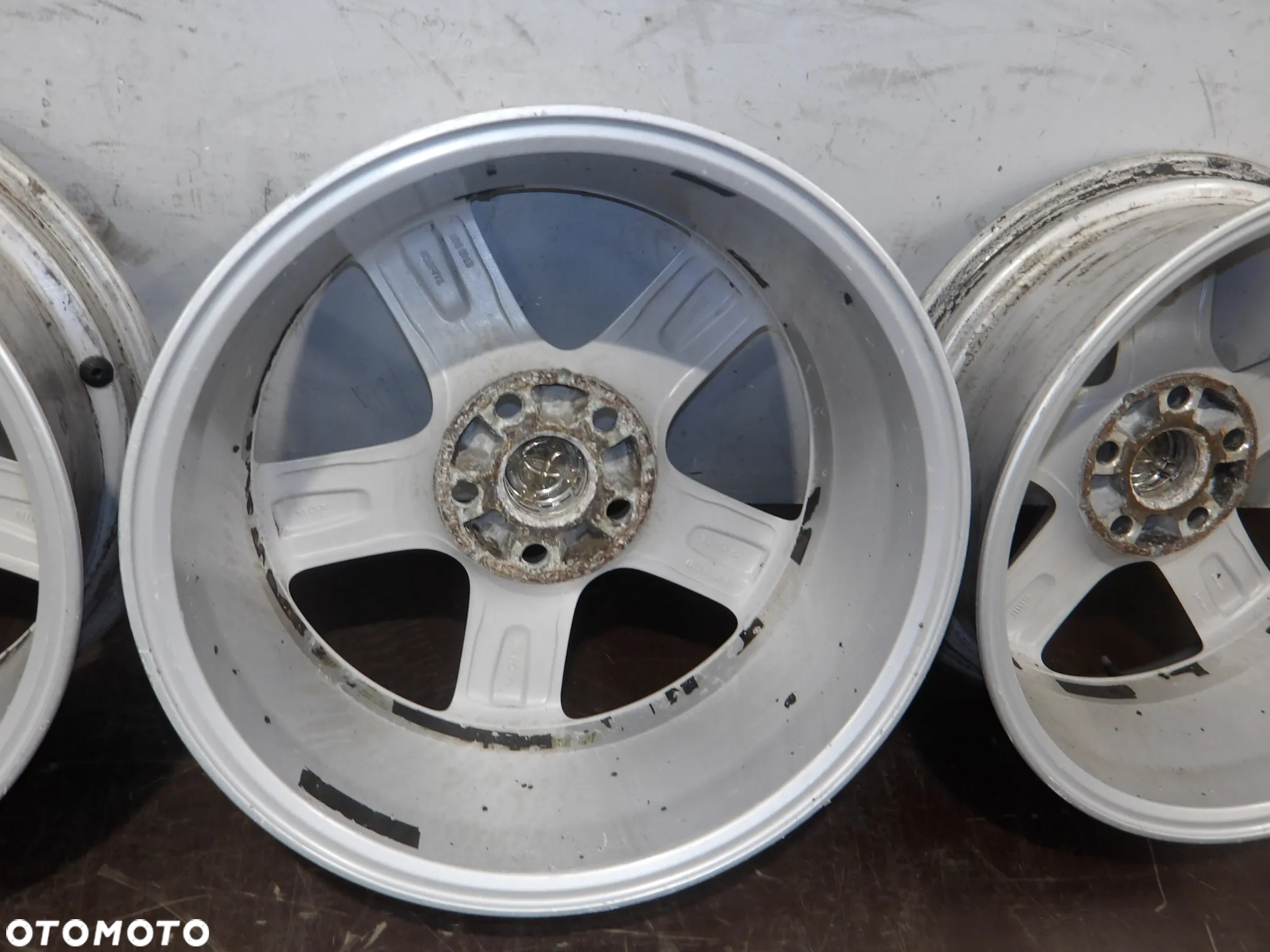 TOYOTA COROLLA VERSO 2.2D FELGI ALUMINIOWE ALUFELGI 5X114.3 7J ET45 R17 - 21