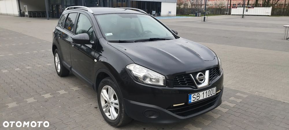 Nissan Qashqai+2 - 1