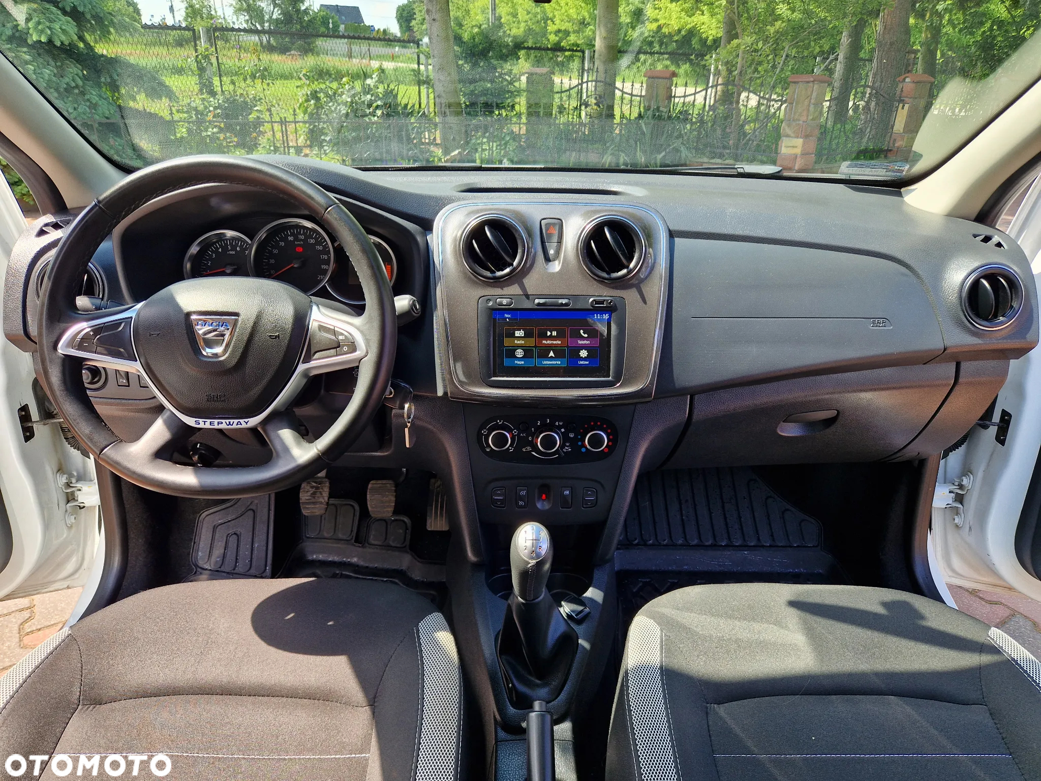 Dacia Sandero 0.9 TCe Laureate S&S - 17