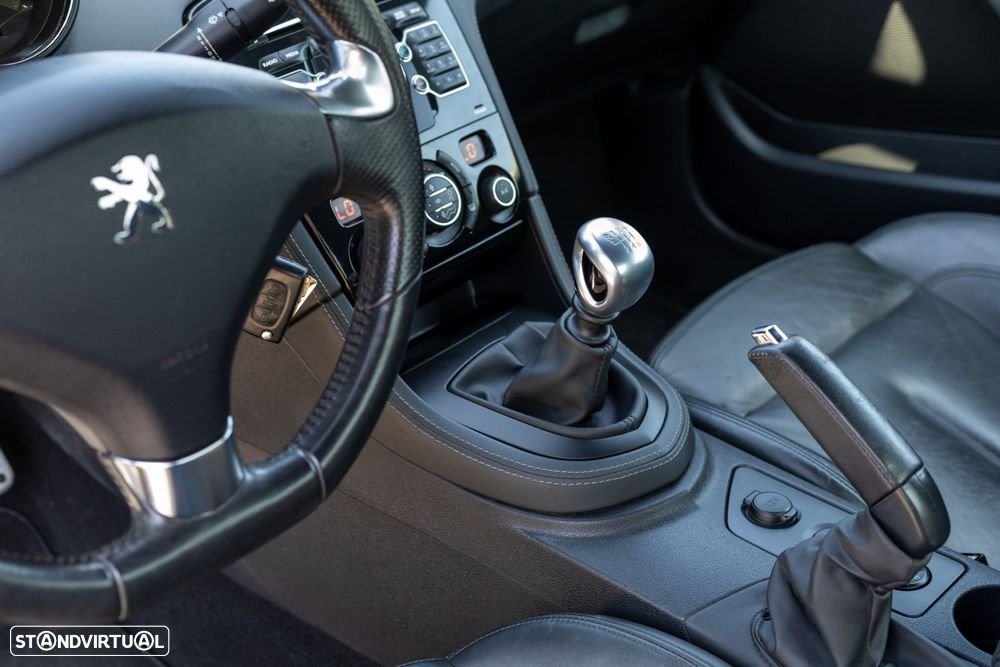 Peugeot RCZ 1.6 THP Onyx - 34