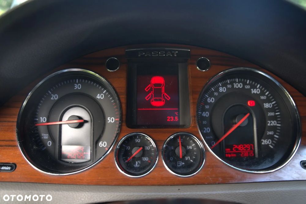 Volkswagen Passat 2.0 TDI 4Mot Highline - 19