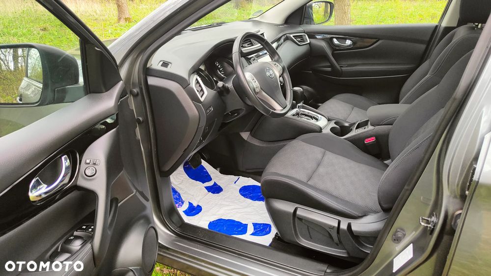 Nissan Qashqai 1.6 DCi Xtronic N-Connecta - 7