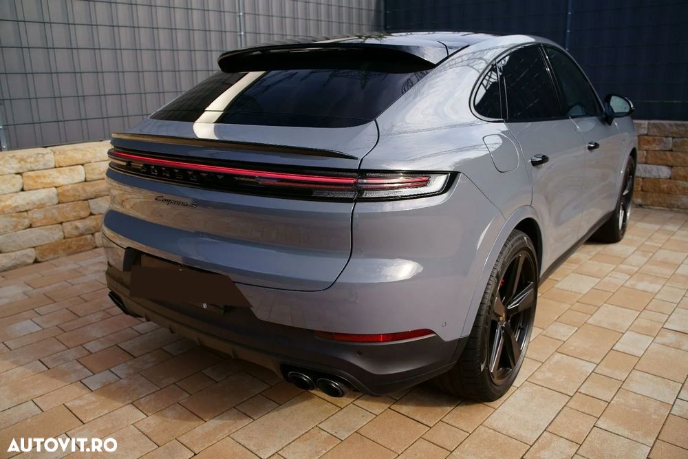 Porsche Cayenne Coupe S E-Hybrid Tiptronic S - 2