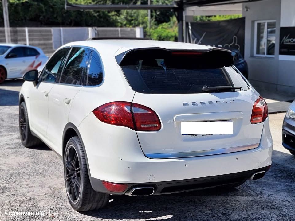 Porsche Cayenne S - 9