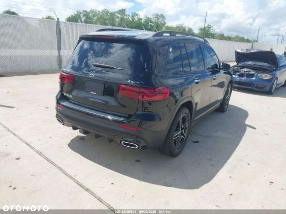 Mercedes-Benz GLB - 7