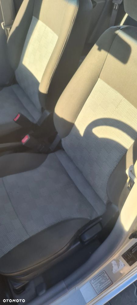 Kia Picanto 1.1 LX - 10