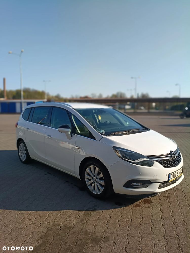 Opel Zafira 1.4 T Elite - 2