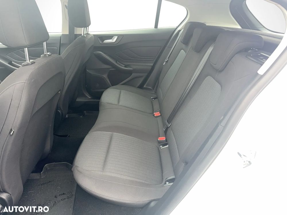 Ford Focus 1.5 EcoBlue Trend - 11