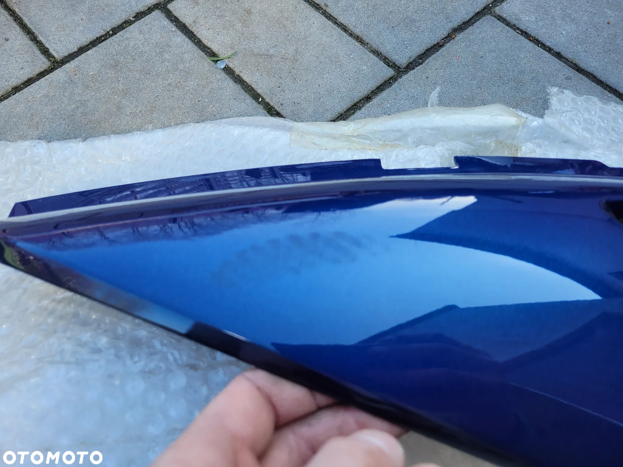 Owiewka, osłona prawa, bok, boczek prawy Honda XL 125 XL125 Varadero 125 - 10