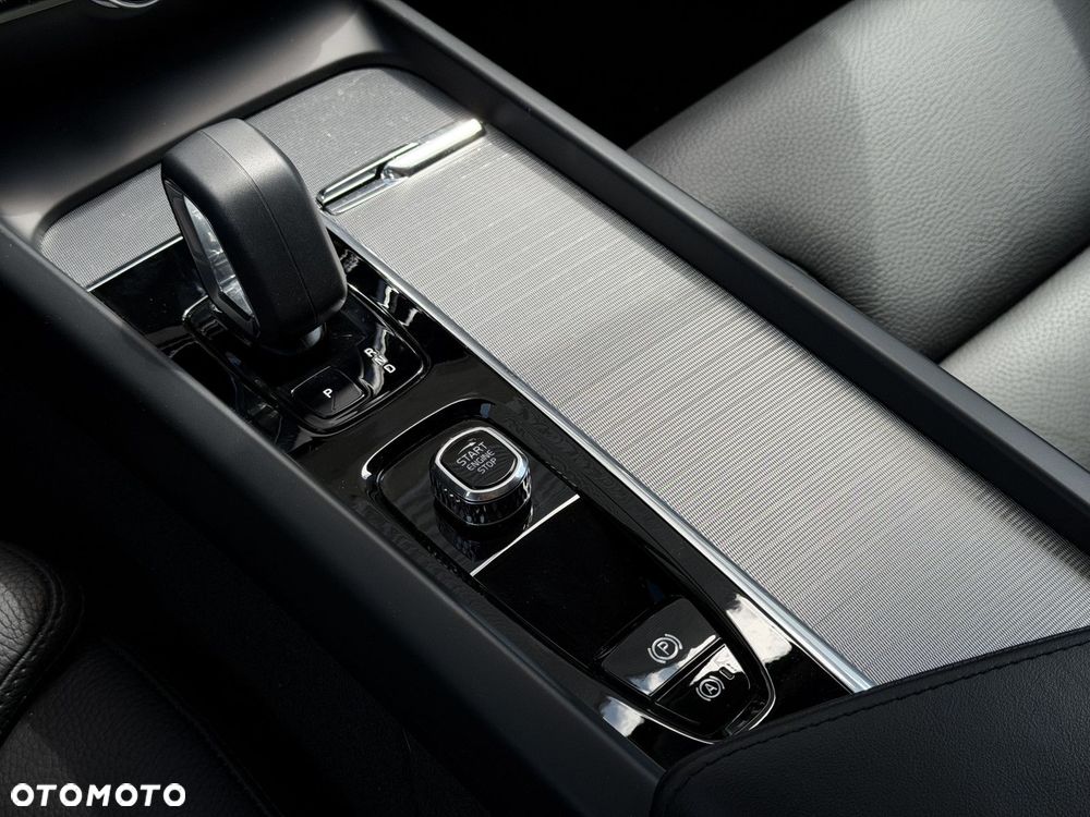 Volvo V60 Cross Country - 23