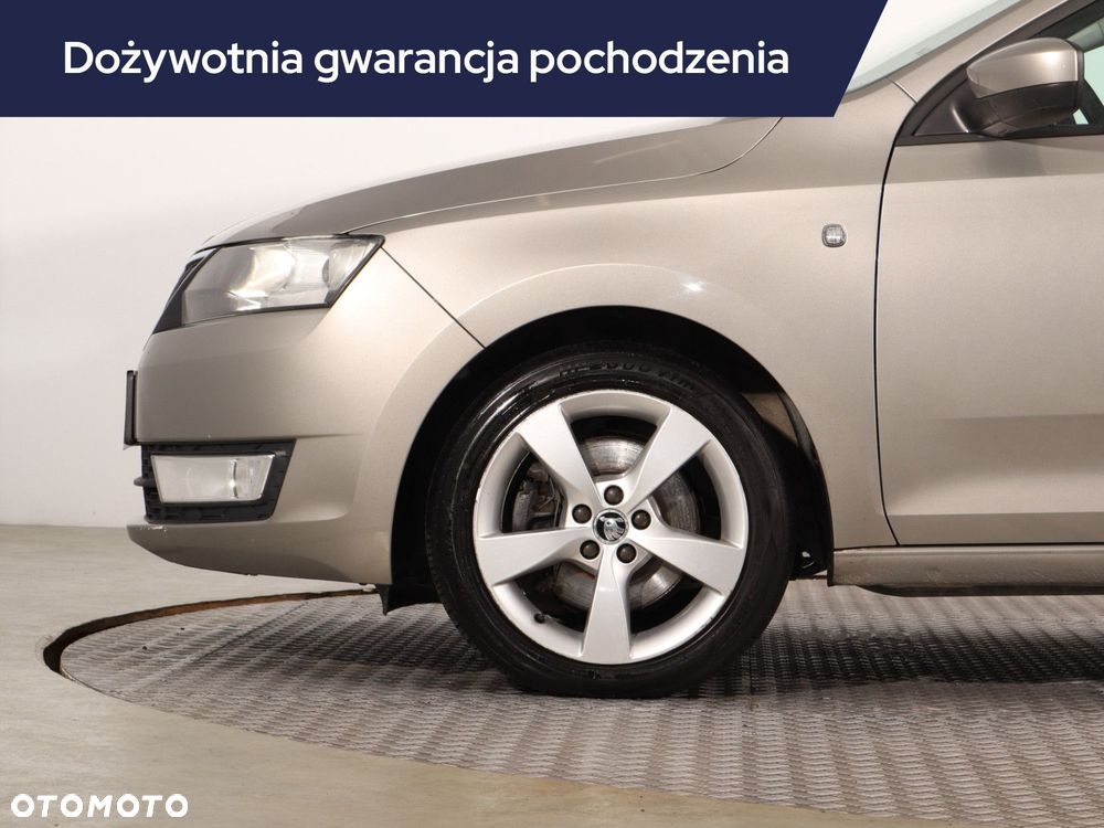 Skoda RAPID - 17