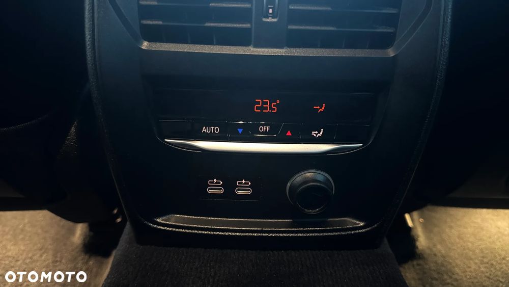 BMW Seria 3 320d M Sport Shadow sport - 19