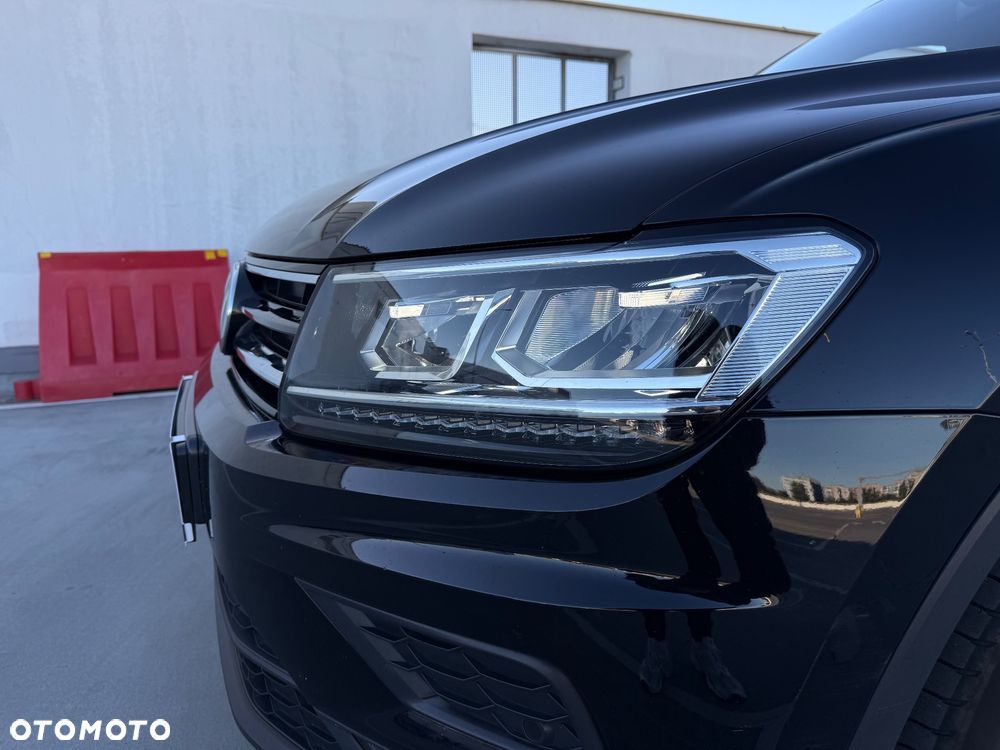 Volkswagen Tiguan - 26