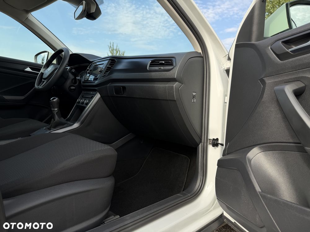 Volkswagen T-Roc - 26