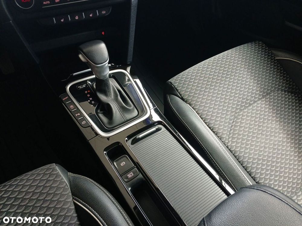 Kia XCeed 1.6 T-GDI Business Line DCT - 15