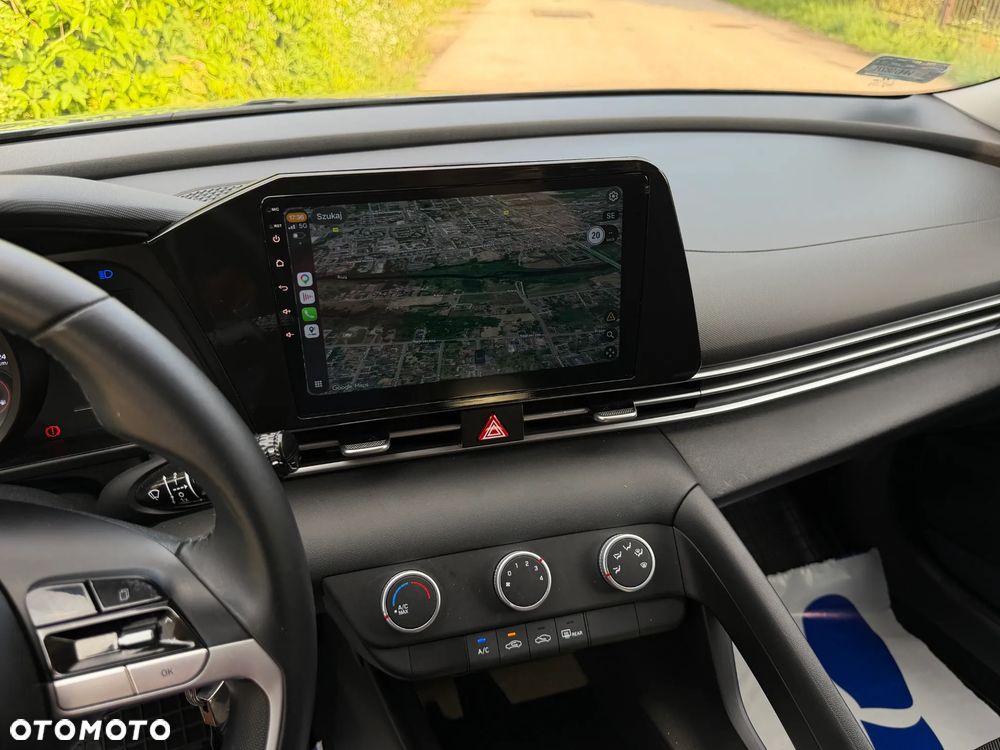 Hyundai Elantra 1.6 Modern - 18