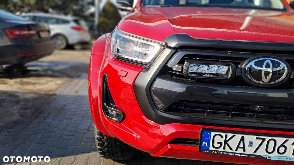 Toyota Hilux - 11