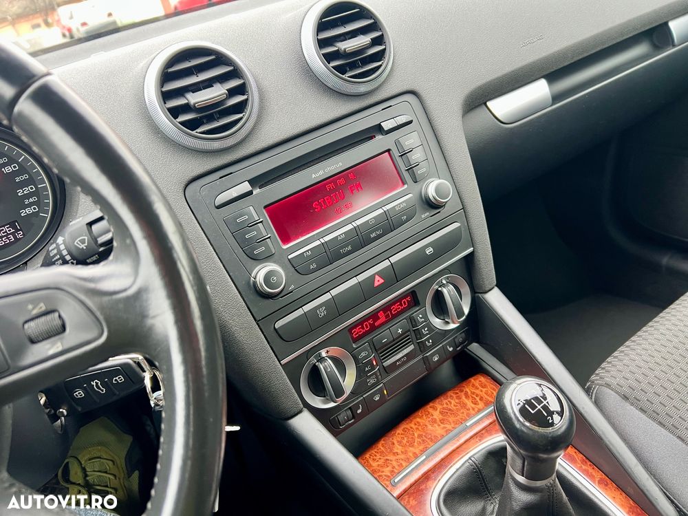 Audi A3 1.9 TDI Sportback S line Sportpaket plus - 13