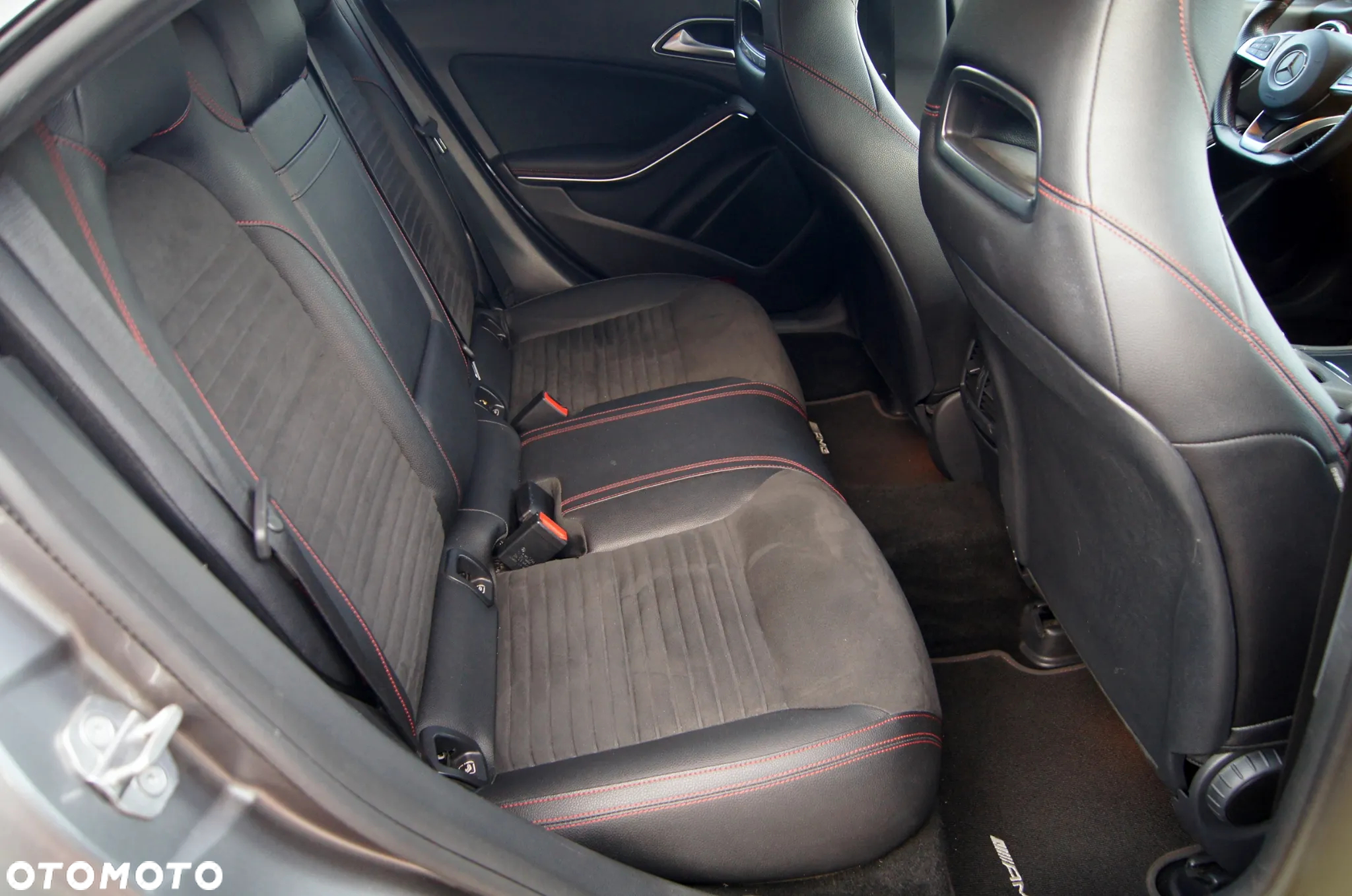 Mercedes-Benz CLA 200 (CDI) d 4Matic 7G-DCT AMG Line - 12