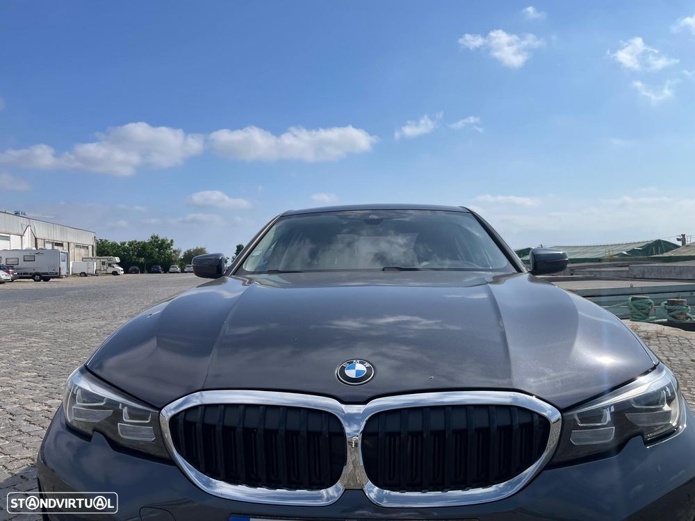 BMW 330 e iPerformance - 3