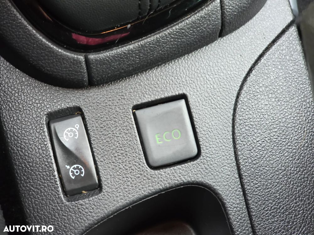 Renault Clio (Energy) TCe 90 Start & Stop LIMITED - 24