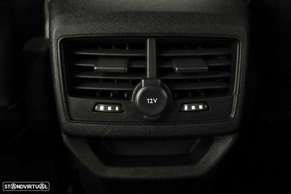 Peugeot 3008 1.2 Hybrid Allure e-DCS6 - 23