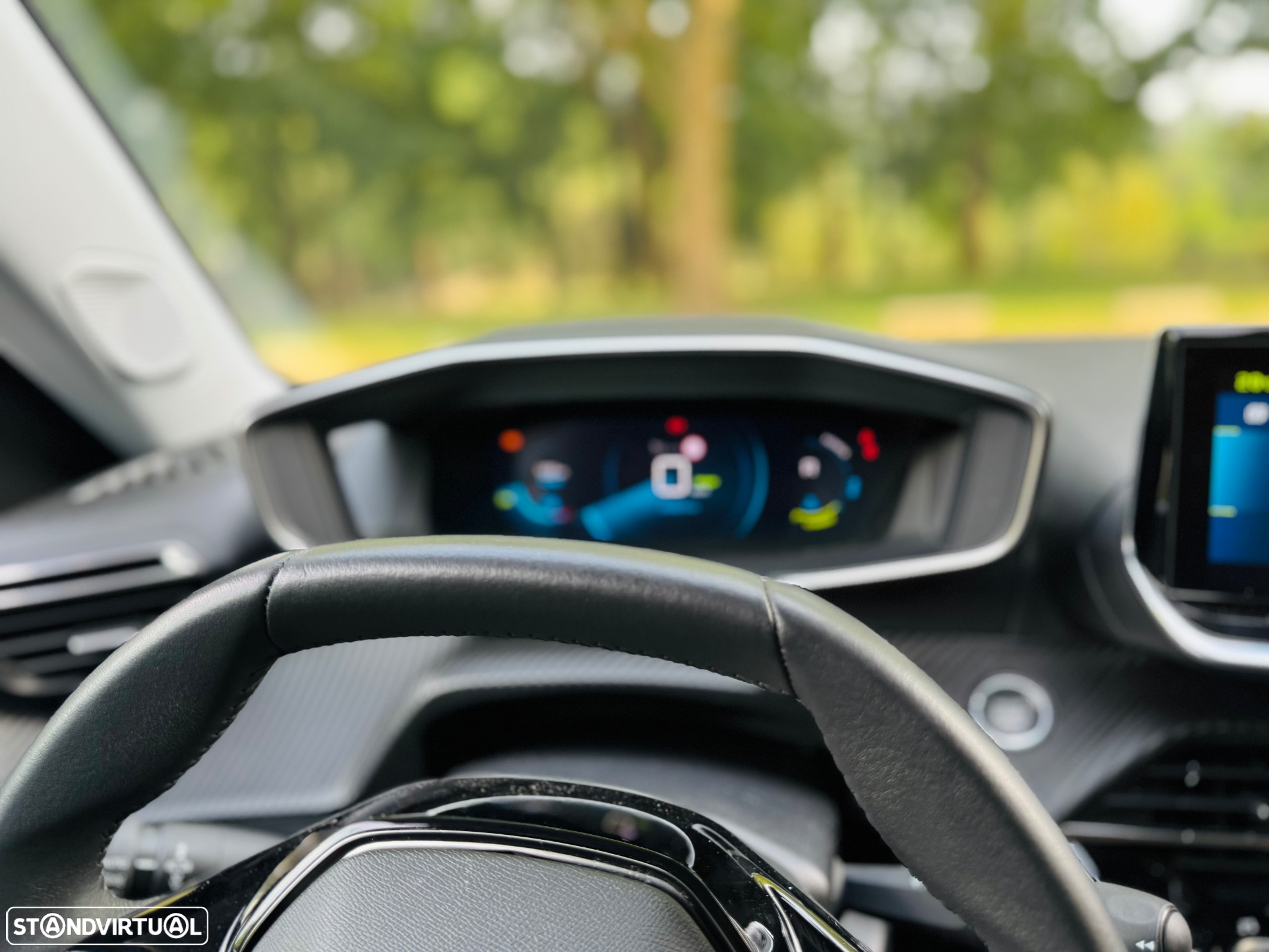 Peugeot e-2008 50 kWh Allure Pack - 6