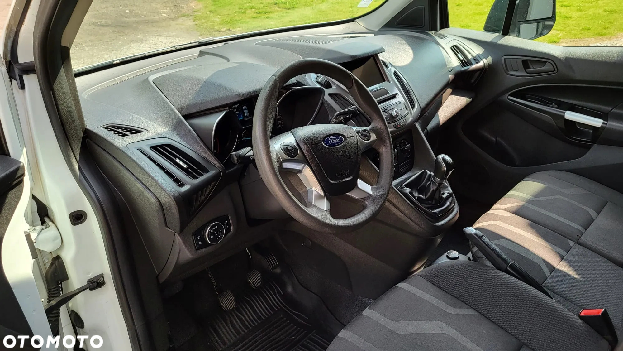 Ford TRANSIT CONNECT - 26