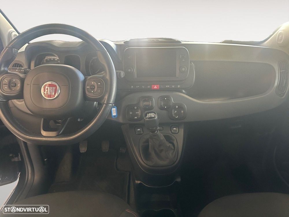 Fiat Panda 1.0 Hybrid (RED) - 11