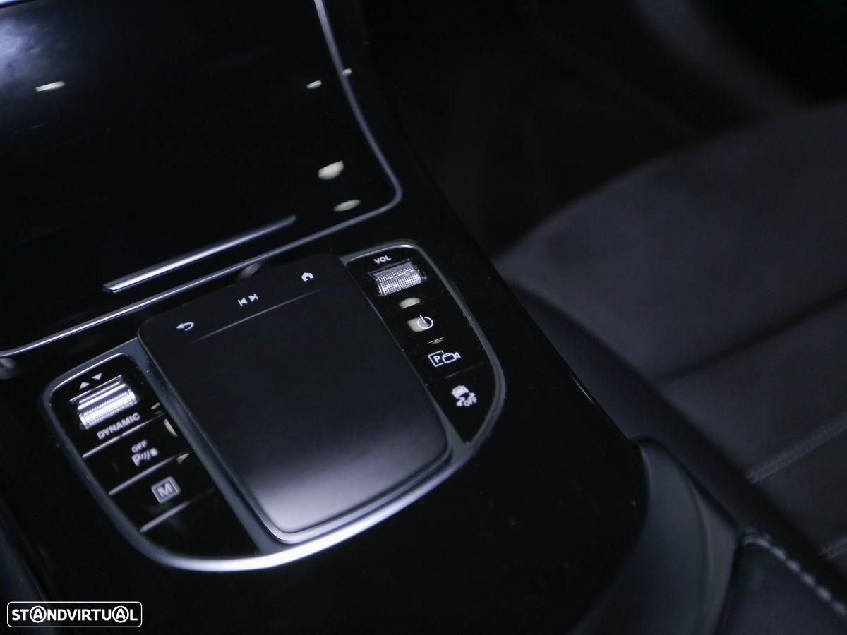 Mercedes-Benz GLC 300 de 4Matic 9G-TRONIC AMG Line - 31