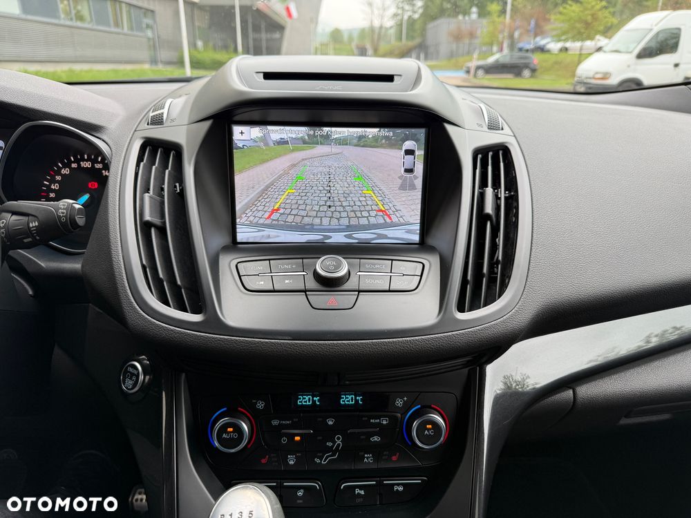 Ford Kuga 1.5 EcoBoost 2x4 ST-Line - 23