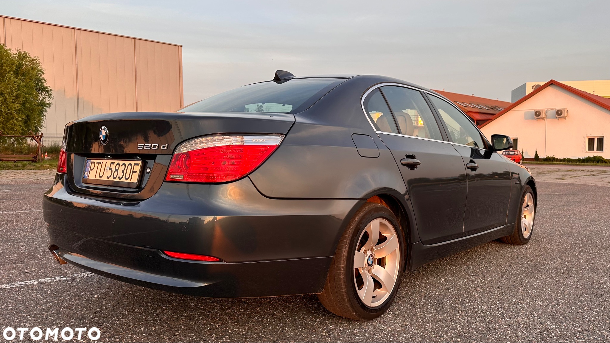 BMW Seria 5 520d - 4