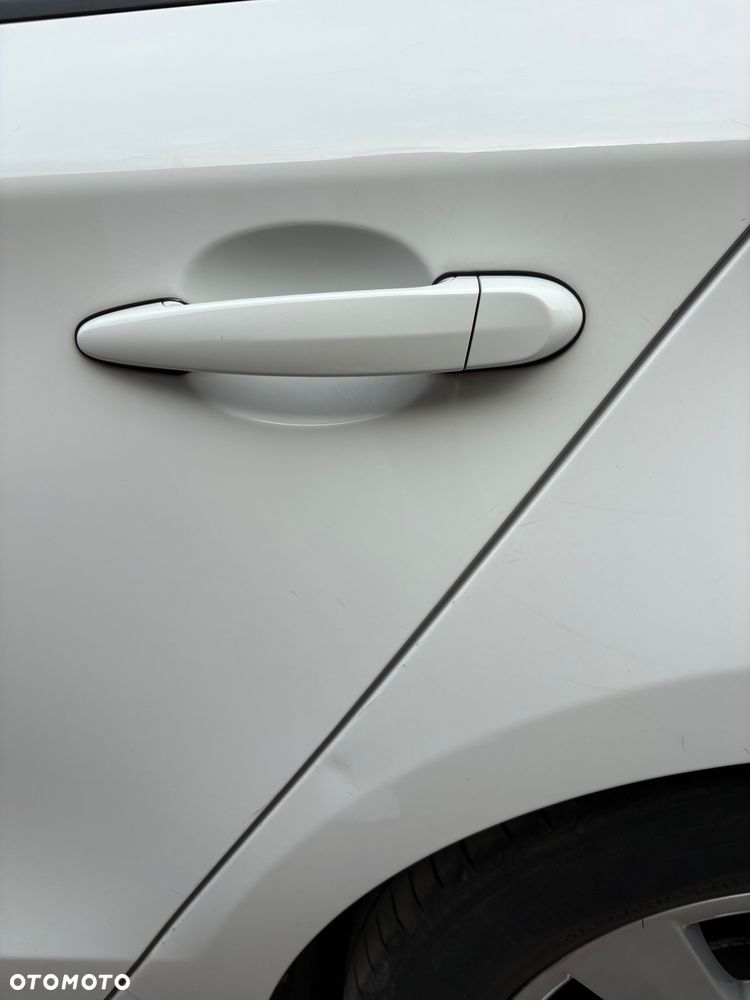 BMW Seria 1 - 10