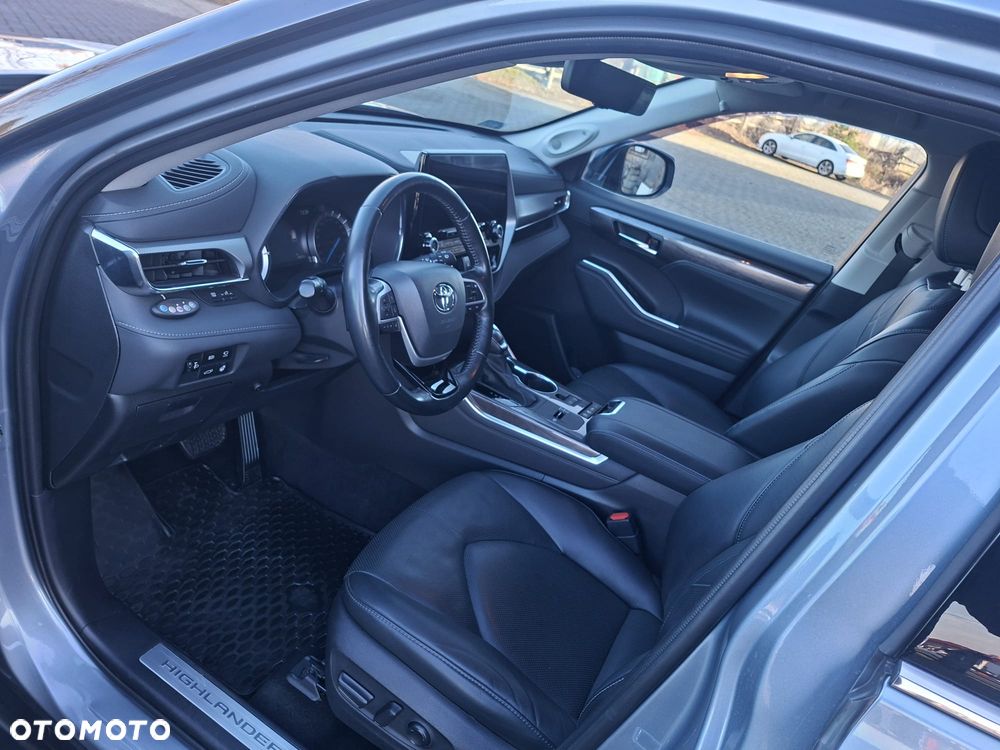 Toyota Highlander 2.5 Hybrid Executive - 22