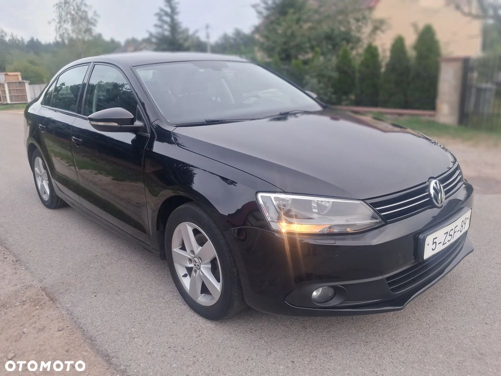 Volkswagen Jetta 1.2 TSI Life - 3