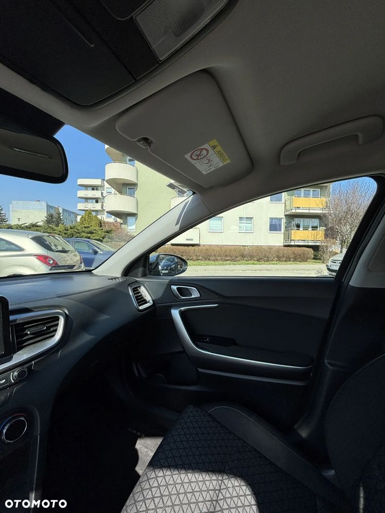 Kia Ceed 1.4 T-GDI M DCT - 26
