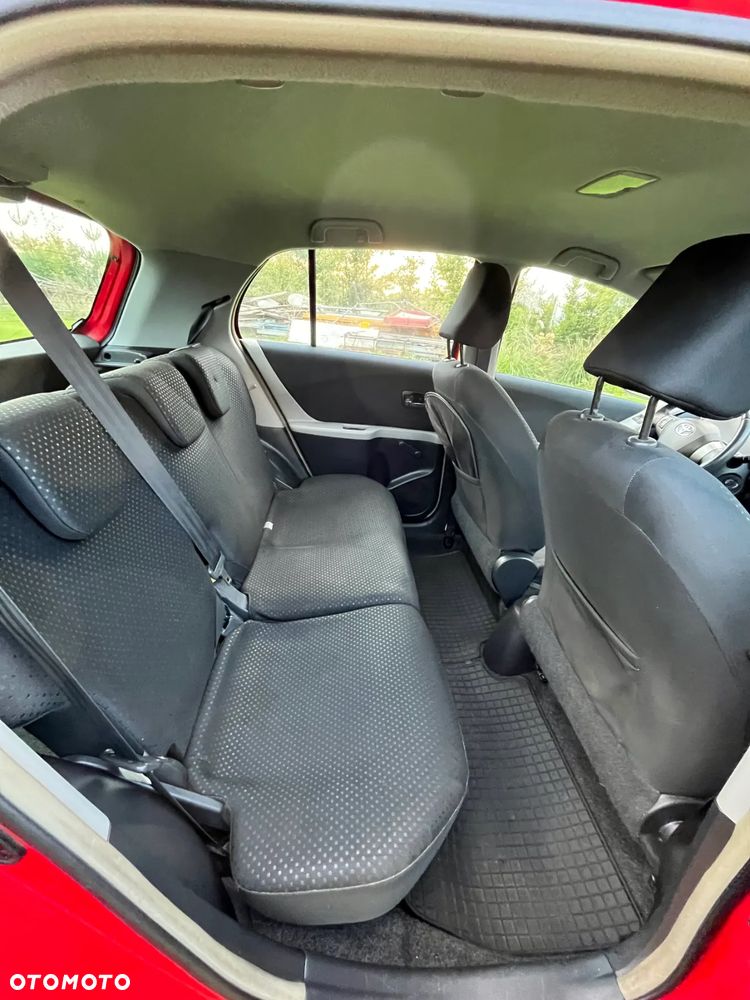 Toyota Yaris 1.33 2010 - 11