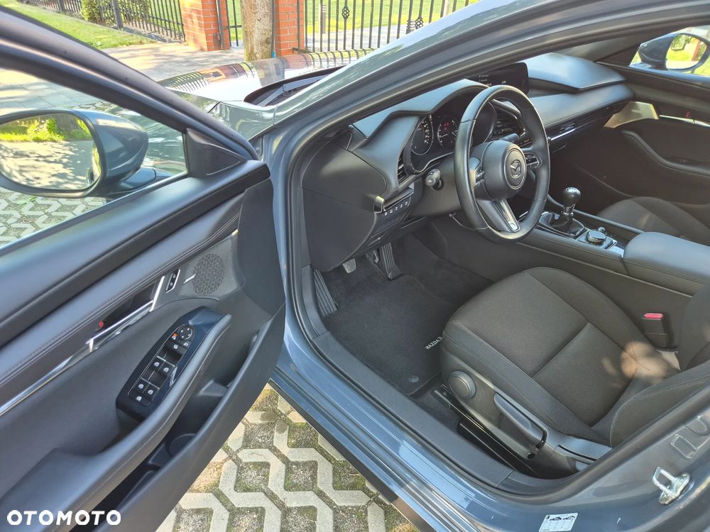 Mazda 3 - 9