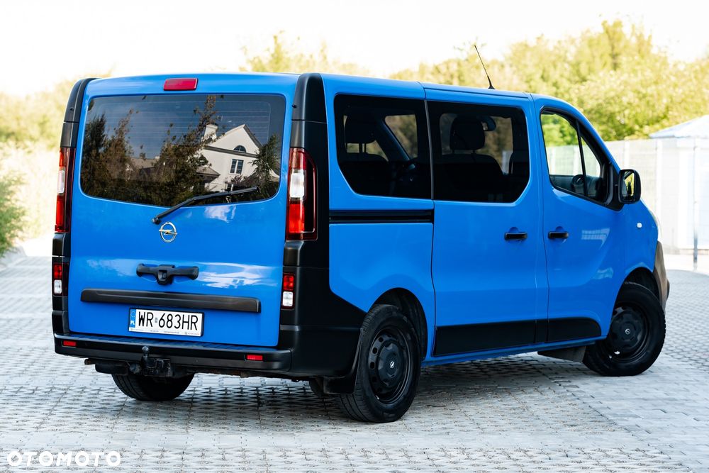 Opel Vivaro - 14