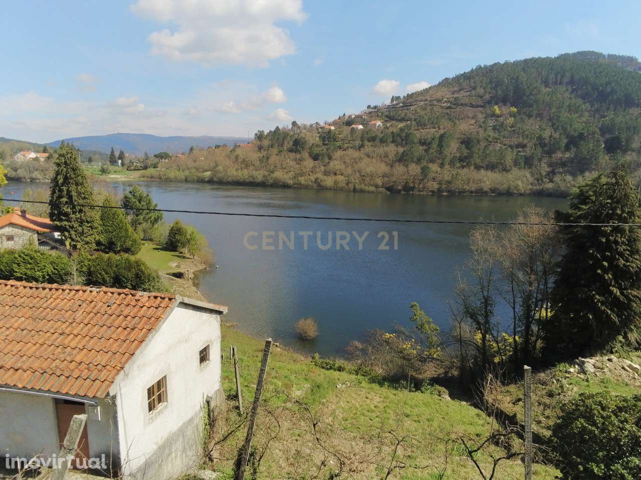 Propriedade com Acesso Direto à Albufeira de Venda Nova | Frente de La - Grande imagem: 4/46